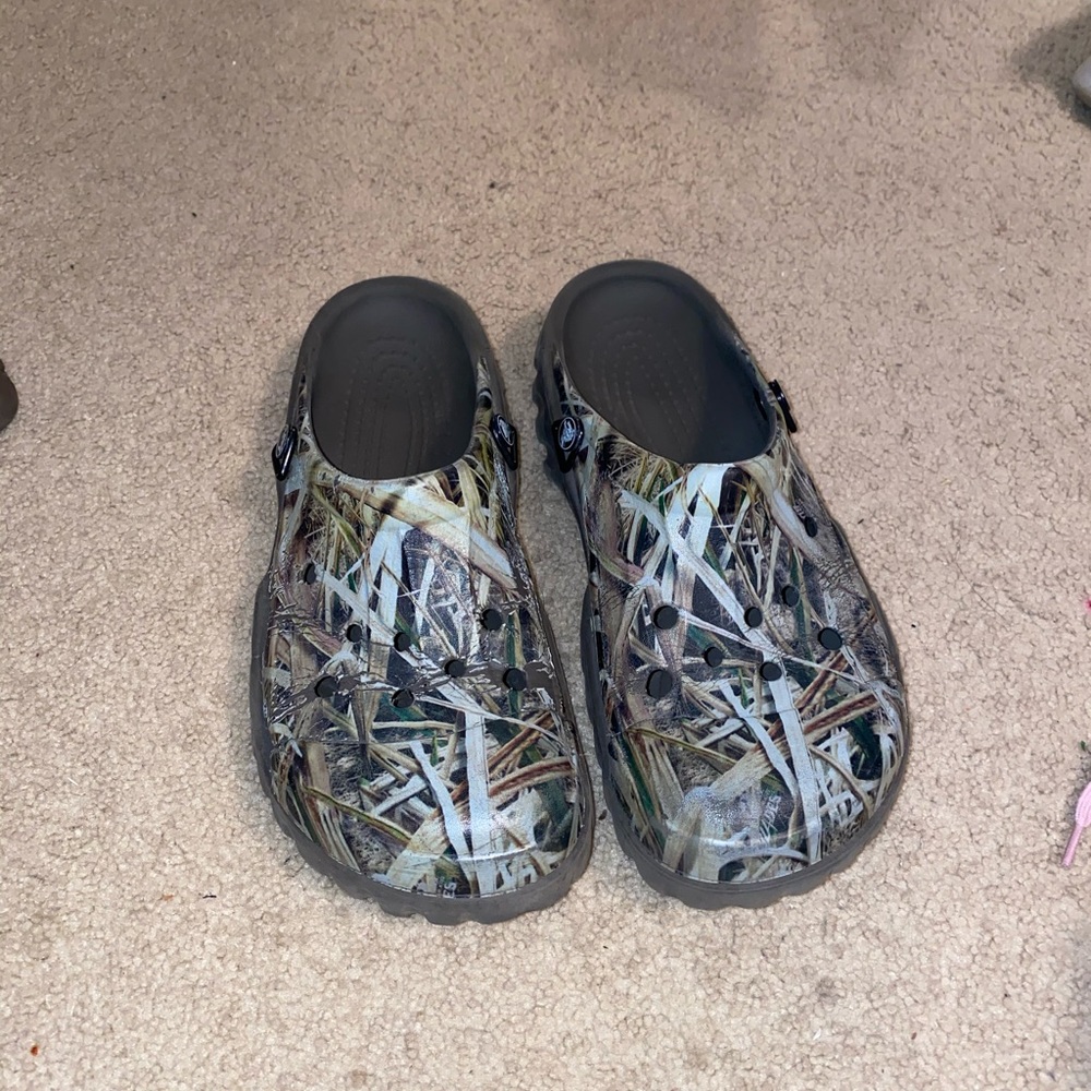 Crocs
